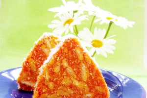 Salam de biscuiţi, reţetă cu morcovi şi nucă de cocos