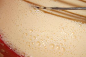 Clatite cu sirop de fragi