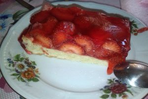 Tarta cu capsuni