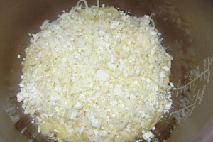 Mamaliguta in straturi ("Taci si inghite" - Multicooker)
