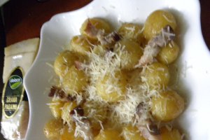Cartofi noi cu bacon