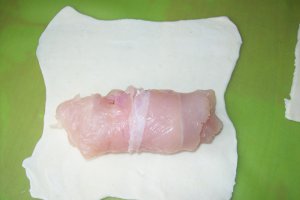 Rulouri de pui in foietaj