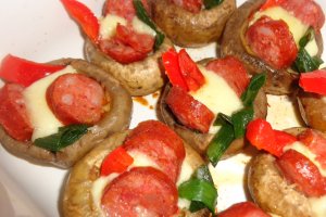 Ciuperci umplute la tigaie