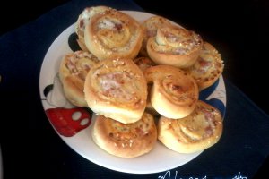 Saratele cu susan si melcusori aperitiv