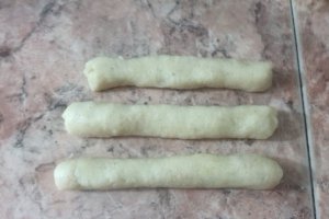 Crochete de cartofi cu cascaval