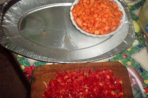 Bors de vitel cu legume si taitei