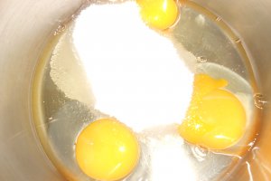 Tort cu crema de cafea si brandy
