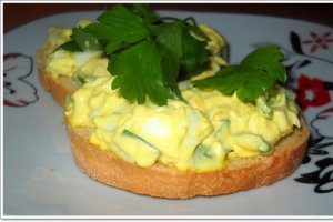 Salata de oua