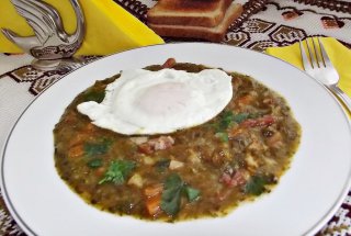 Piure de spanac, cu legume si bacon