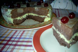 Prajitura rapida cu pere si crema de lamaie