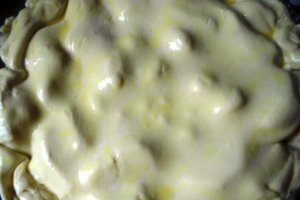 Tarta Tatin cu mere si capsuni