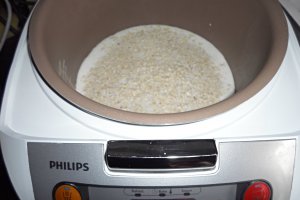 Fulgi de grau cu lapte la Multicooker