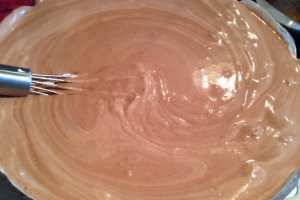 Tort Mousse de ciocolata umplut cu choux