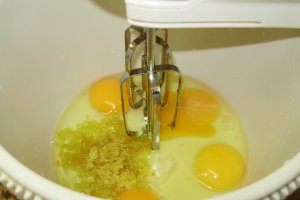 Clatite cu urda si marar verde