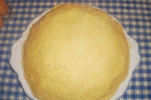 Tochitura cu mamaliga si oua