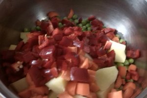 Legume cu carnaciori de bere