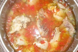 Ciorba de gaina cu taietei de casa