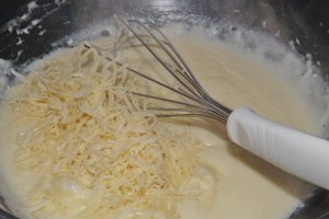 Sufleu de branza cu somon afumat si menta