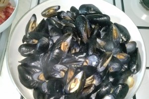 Spaghetti cu midii negre- cozze nere