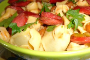 Tortellini cu ciuperci si carnaciori