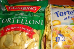 Tortellini cu ciuperci si carnaciori