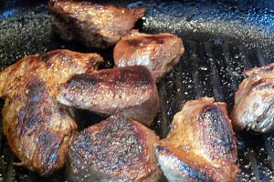 Friptură de cangur/ Kangaroo Steaks