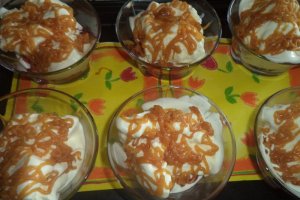 Desert racoritor cu fructe