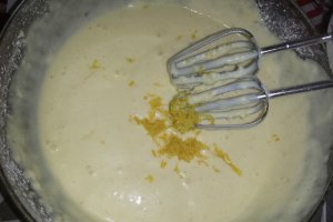 Plumcake cu ricotta si lamaie