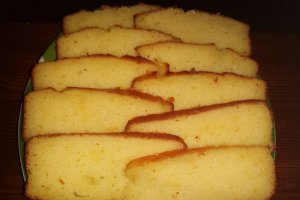 Plumcake cu ricotta si lamaie
