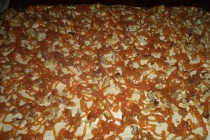 Prajitura Deliciu cu nuca si caramel