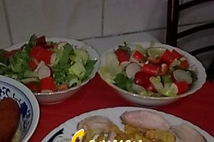Muschiulet de porc la gratar,cu salata.