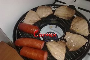 Muschiulet de porc la gratar,cu salata.