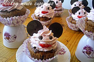 Mickey mouse cupcakes