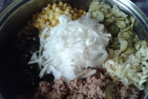 Salata de paste cu ton - Reteta cu nr. 50