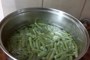 Fasole verde cu tochitura