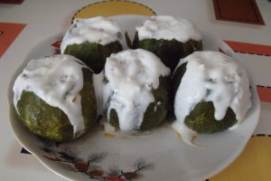 Dovlecei rotunzi umpluti cu carne