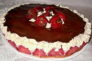 Tort bavareza de capsuni