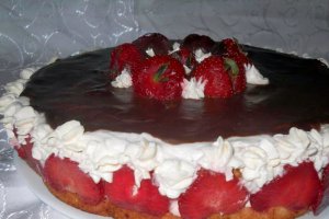 Tort bavareza de capsuni