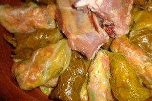 Sarmale mixte de primavara ( la vas roman)