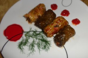 Sarmale mixte de primavara ( la vas roman)