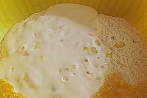 Pancakes cu iaurt de fructe