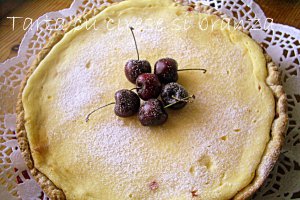 Tarta cu cirese si crema de branza