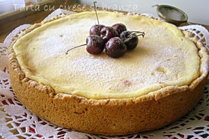 Tarta cu cirese si crema de branza