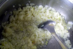 Reteta simpla si usor de preparat de Papricas de pui cu smantana