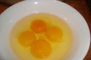 Cartofi noi la cuptor