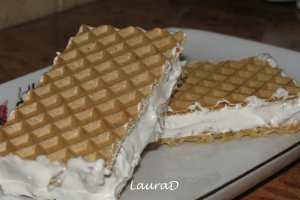 Napolitane cu crema alba si cereale crocante