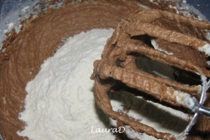 Cookies cu Nesquik si fulgi de ciocolata amaruie