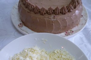 Tort de zmeura cu ciocolata in Multicooker