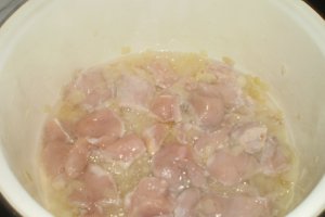 Piept de pui cu smantana si fasole verde