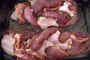 Muschiuleti de porc impletiti